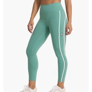 Vuori XS Track Legging in Green
